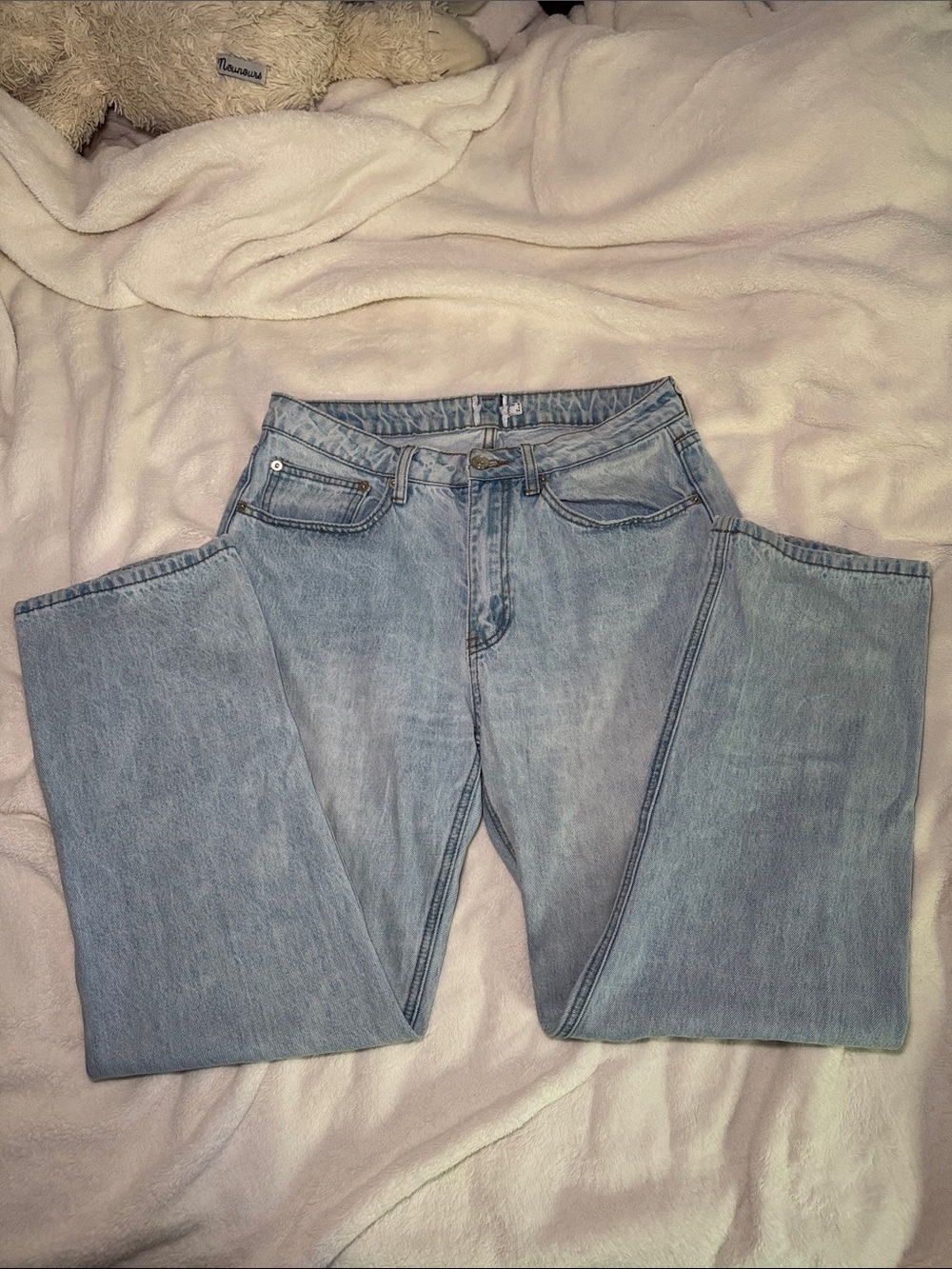 Light Wash Straight Leg Jeans - Light Blue
